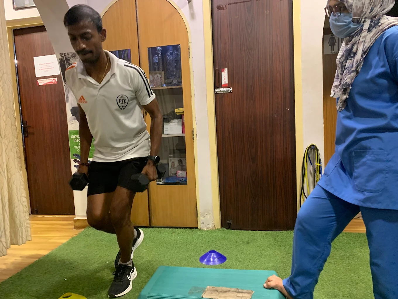 Shasti Physiotherapy Treatment